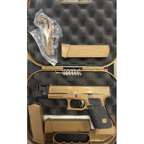 PISTOLET GLOCK 19X FILETÉ + COMPENSATEUR STRIKE