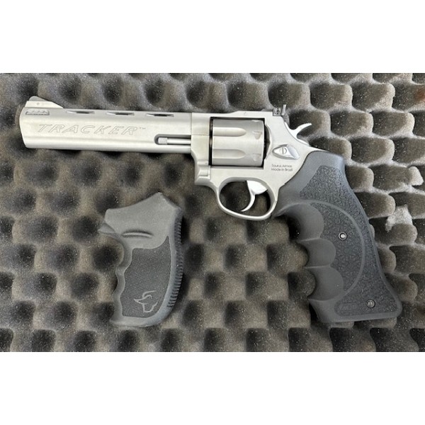 REVOLVER TAURUS 627 TRACKER 357 MAG