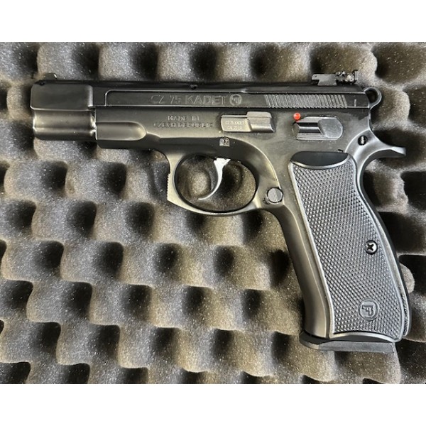 PISTOLET CZ 75 KADET CALIBRE 22LR