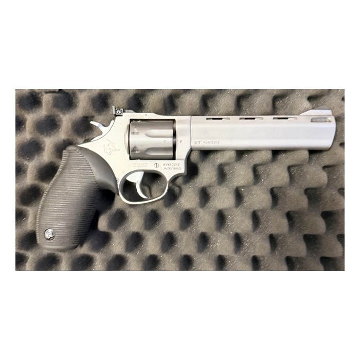 REVOLVER TAURUS 627 TRACKER 357MAG