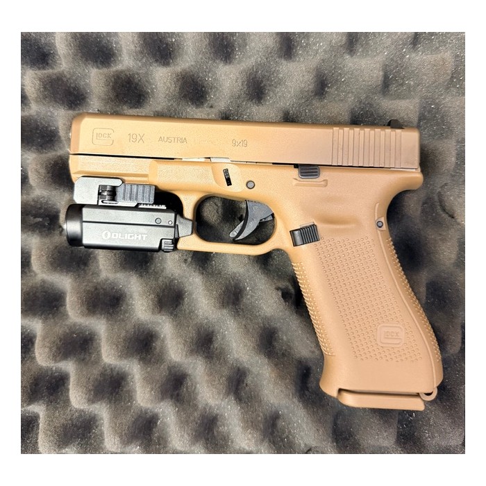 PISTOLET GLOCK 19X + OLIGHT