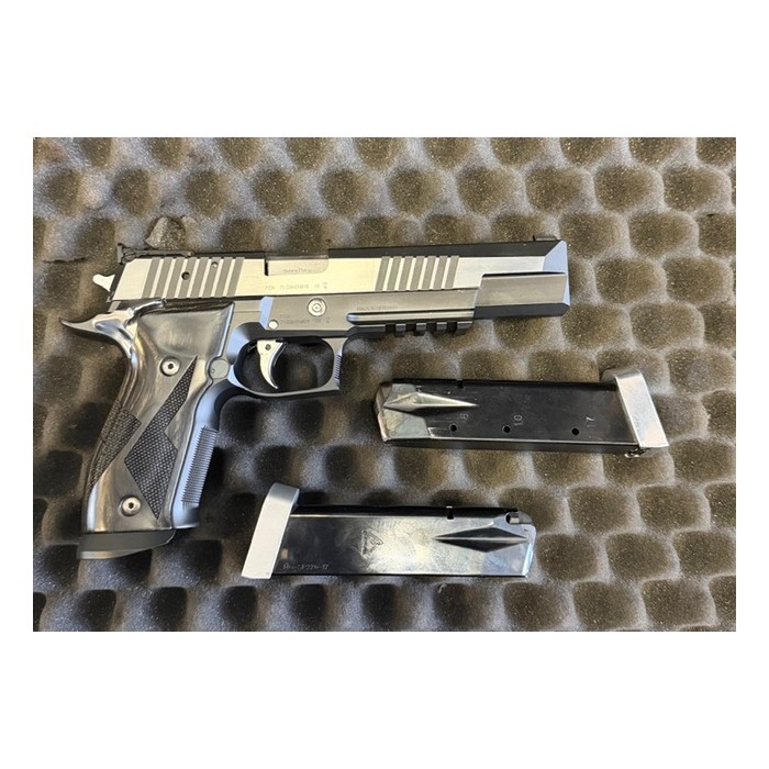 PISTOLET SIG-SAUER P226XSIX 9X19MM - MADE IN GERMANY - INTROUVABLE